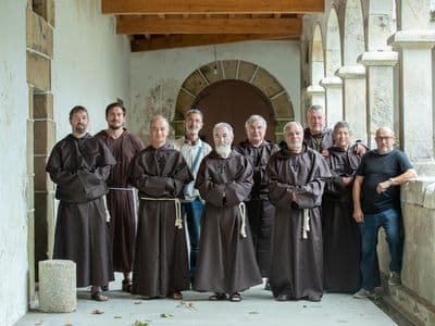 Equipo completo de A lenda do pozo dos donceis