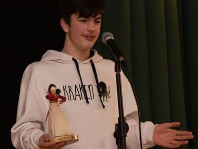 Iago Lourido presentando "The Sansa stomp"