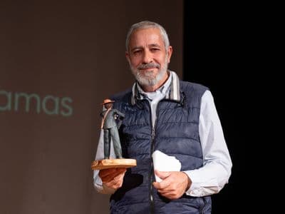 José Roberto co premio