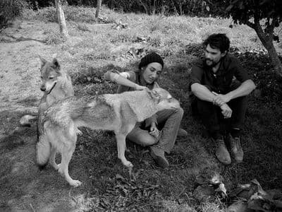 Nadia e Oliver con Lobos de Naraío