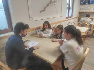 Plan de traballo con Aldara Bellón, Lola Naveiras, Nerea García