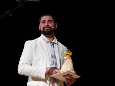 Kevin recolle  a lola chanfaineira